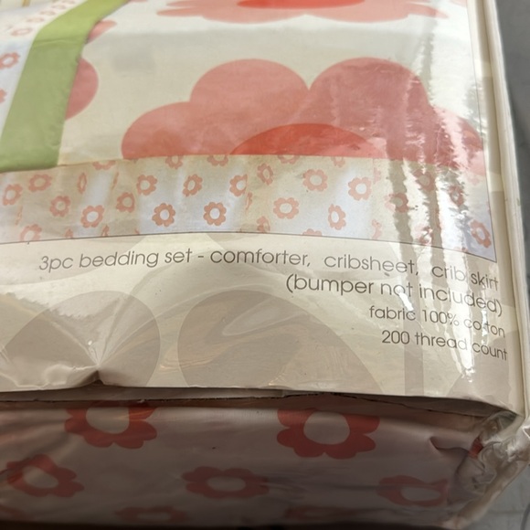 Brand new in package ORLA KIELY Target Heart Daisy CRIB SET - Picture 3 of 5